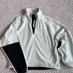 The North Face Cropped Quarter Zip Fleece